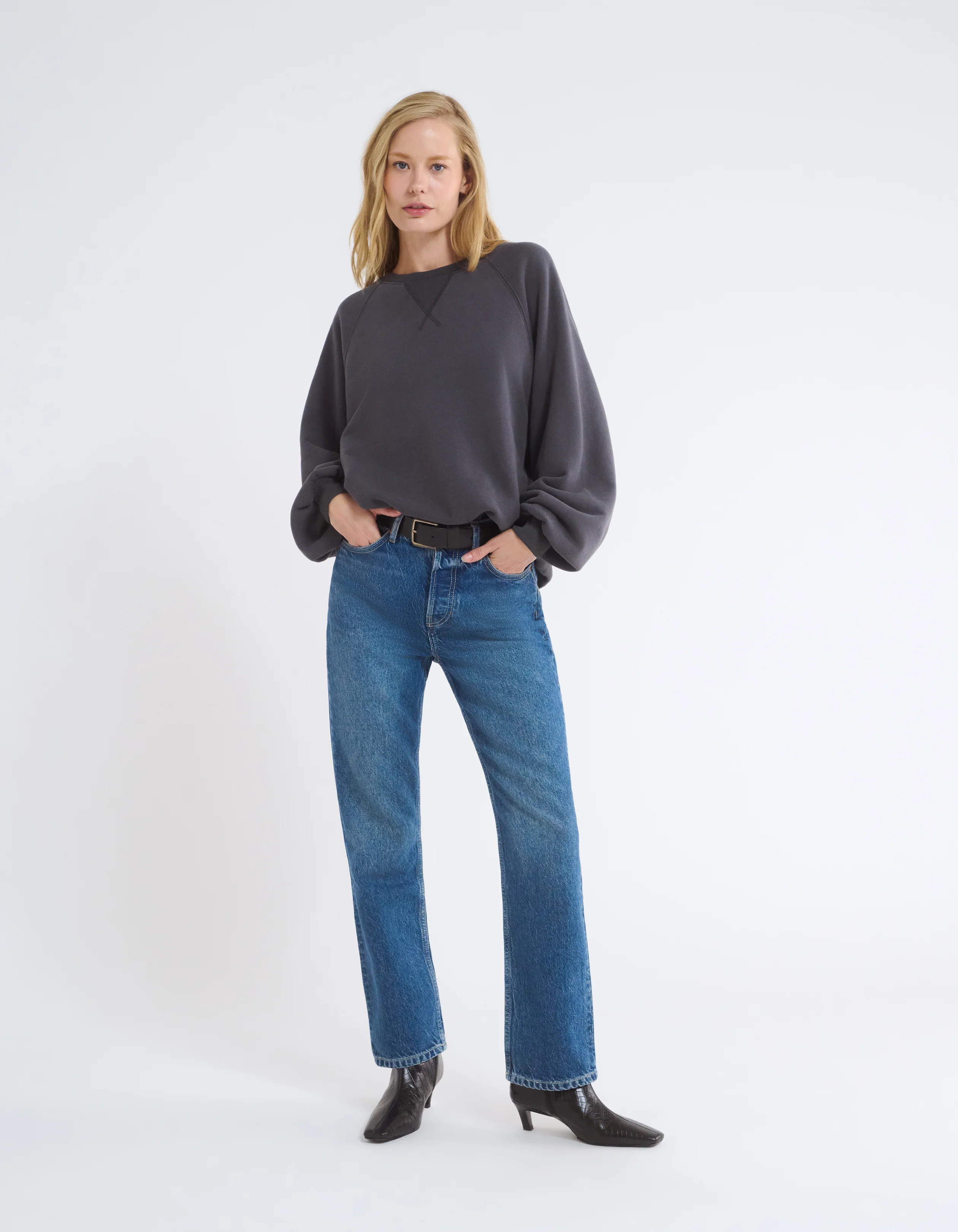 Elite Sweatshirt | Washed Black