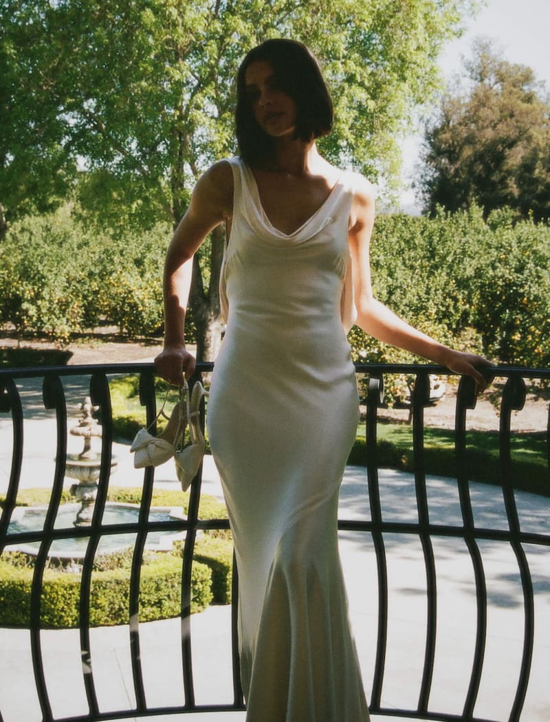 Hollywood Gown | Ivory - Image 6