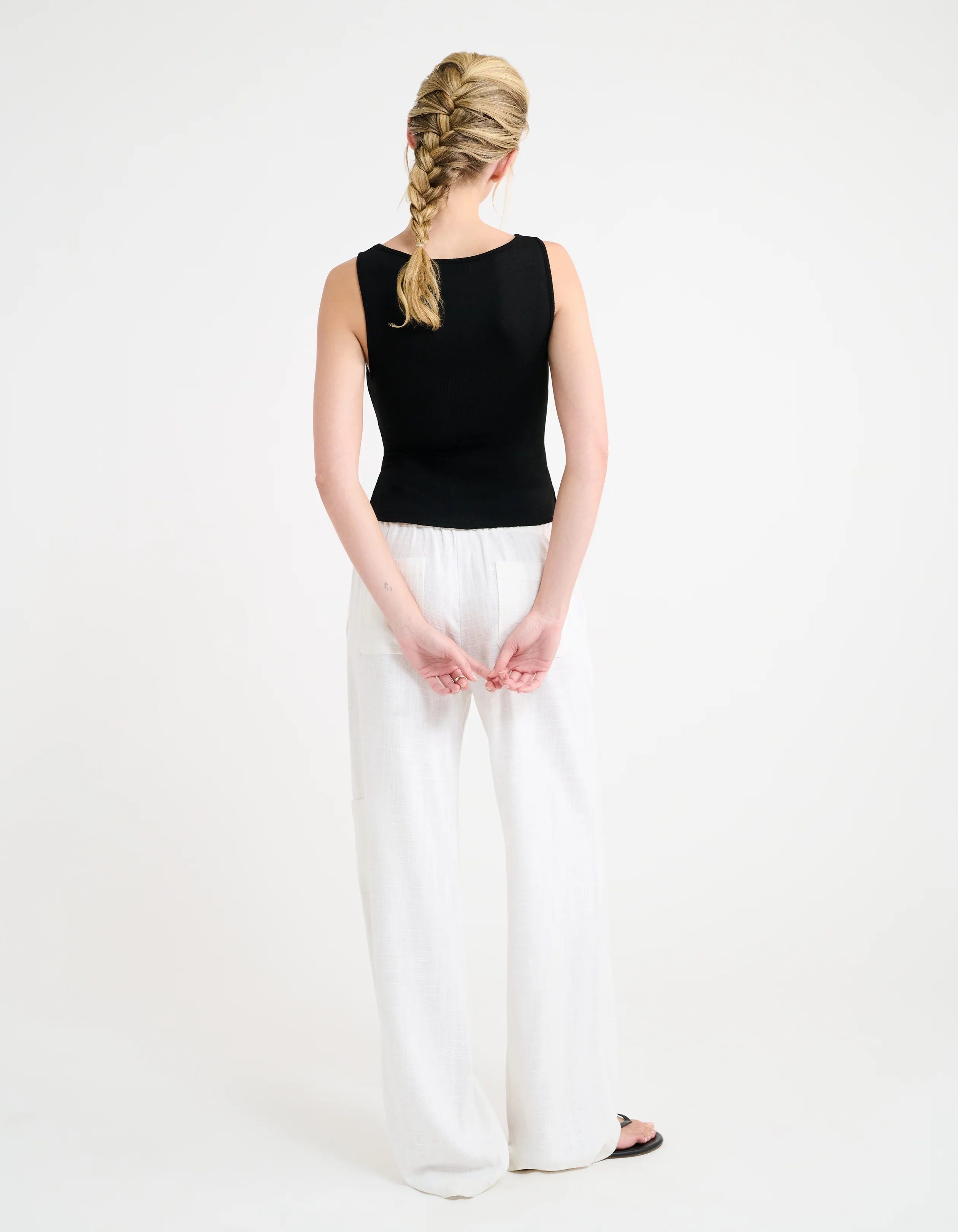 Klein Tank | Black - Image 3